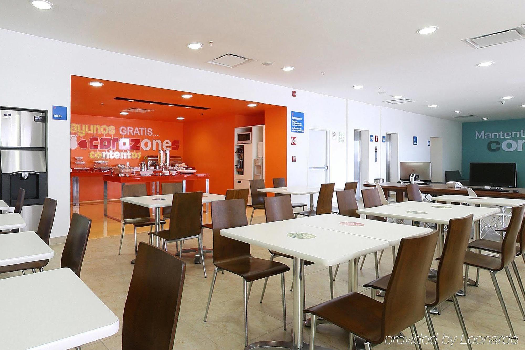 One Queretaro Aeropuerto Hotell El Coyote Eksteriør bilde