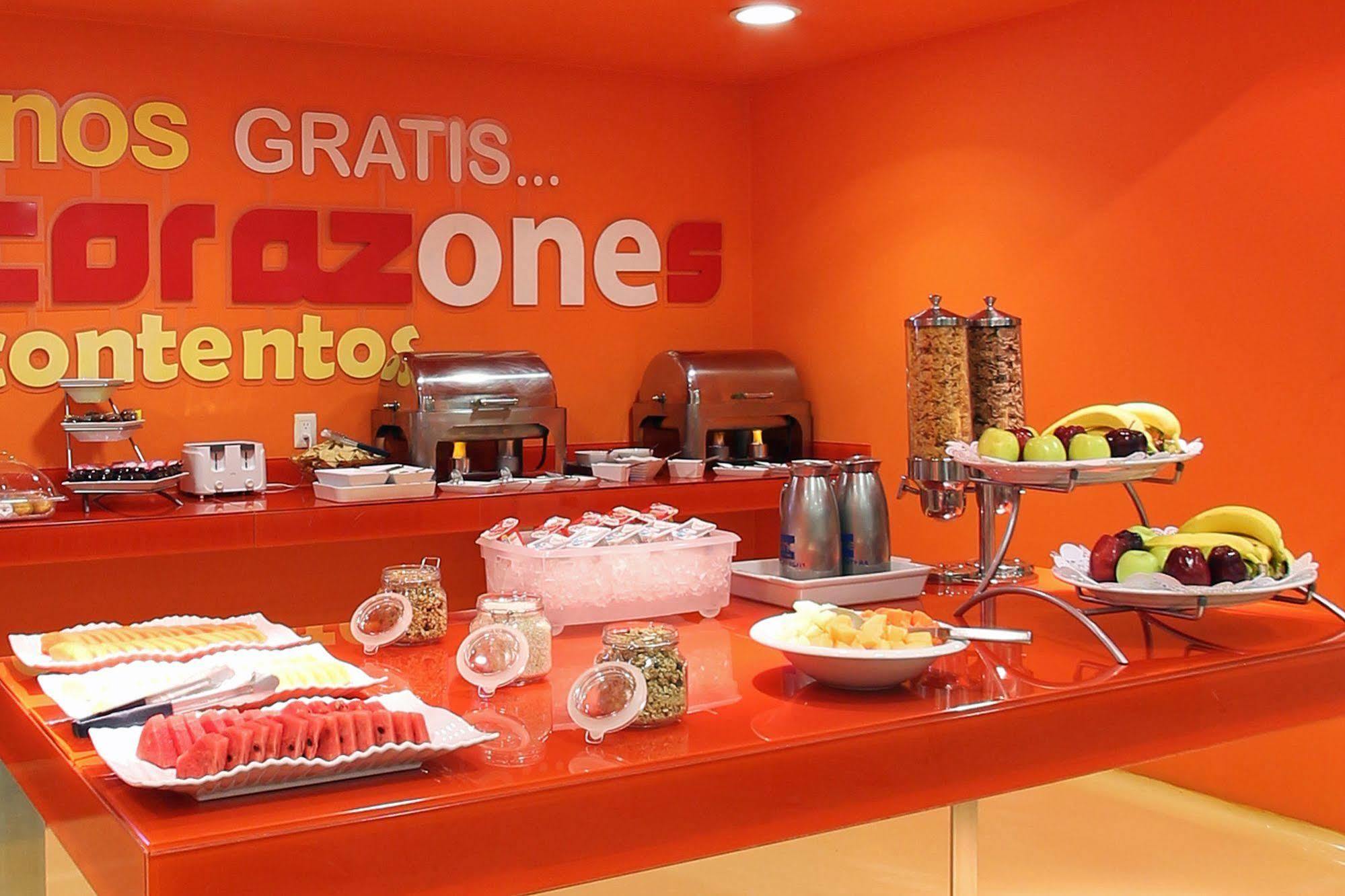 One Queretaro Aeropuerto Hotell El Coyote Eksteriør bilde
